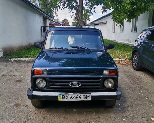Зелений ВАЗ 21214, об'ємом двигуна 1.7 л та пробігом 342 тис. км за 2500 $, фото 1 на Automoto.ua