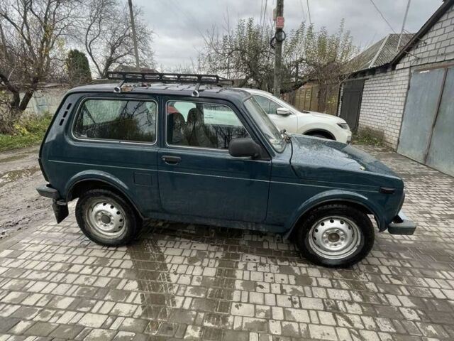 Зеленый ВАЗ 21214, объемом двигателя 1.7 л и пробегом 200 тыс. км за 2900 $, фото 1 на Automoto.ua