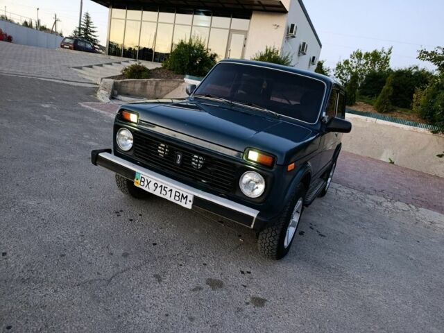 Зелений ВАЗ 21214, об'ємом двигуна 1.7 л та пробігом 1 тис. км за 3600 $, фото 1 на Automoto.ua