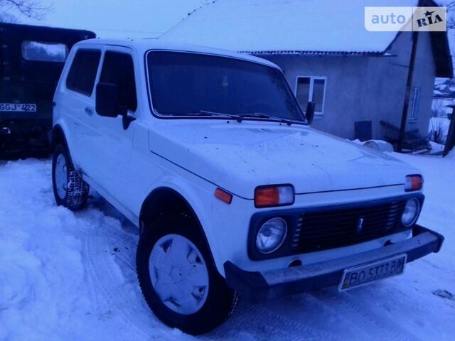 Білий ВАЗ 2123 Niva, об'ємом двигуна 0 л та пробігом 198 тис. км за 2999 $, фото 1 на Automoto.ua