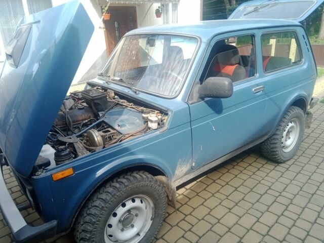 Синій ВАЗ 2123 Niva, об'ємом двигуна 1.7 л та пробігом 87 тис. км за 2999 $, фото 1 на Automoto.ua