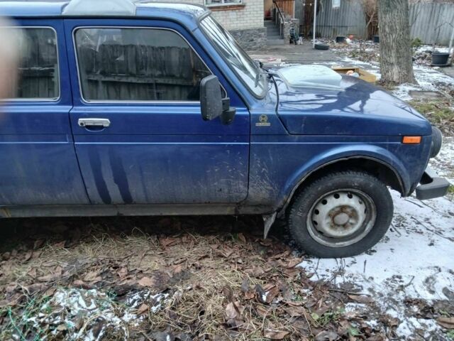 Синий ВАЗ 2131 Нива, объемом двигателя 0 л и пробегом 250 тыс. км за 3900 $, фото 1 на Automoto.ua