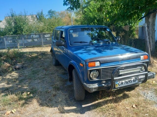 Синій ВАЗ 2131 Нива, об'ємом двигуна 1.8 л та пробігом 2 тис. км за 2000 $, фото 1 на Automoto.ua