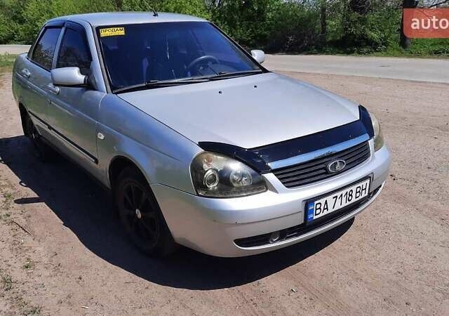 Серый ВАЗ 2170 Priora, объемом двигателя 1.6 л и пробегом 142 тыс. км за 3300 $, фото 1 на Automoto.ua