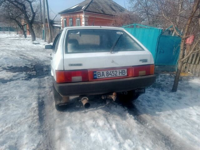 Білий ВАЗ 2170 Priora, об'ємом двигуна 1.5 л та пробігом 180 тис. км за 800 $, фото 1 на Automoto.ua