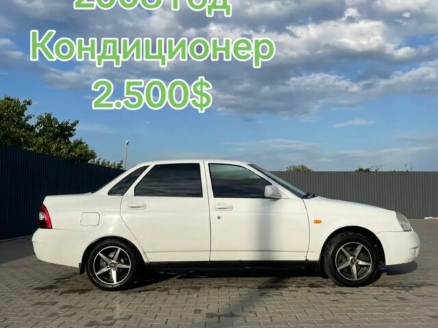Білий ВАЗ 2170 Priora, об'ємом двигуна 1.6 л та пробігом 320 тис. км за 2600 $, фото 1 на Automoto.ua