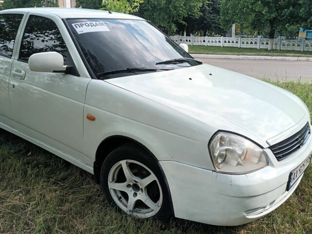 Белый ВАЗ 2170 Priora, объемом двигателя 1.6 л и пробегом 170 тыс. км за 1850 $, фото 1 на Automoto.ua