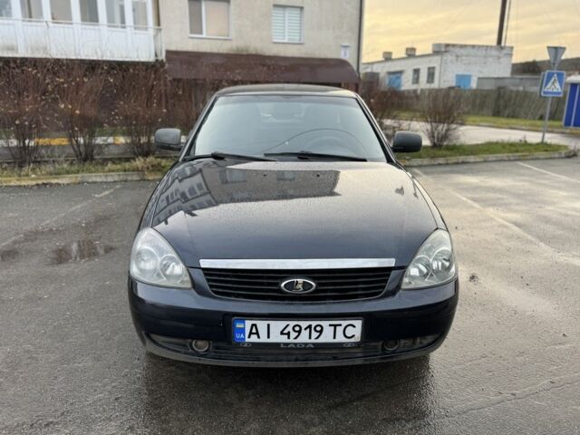 Черный ВАЗ 2170 Priora, объемом двигателя 1.6 л и пробегом 258 тыс. км за 2000 $, фото 1 на Automoto.ua