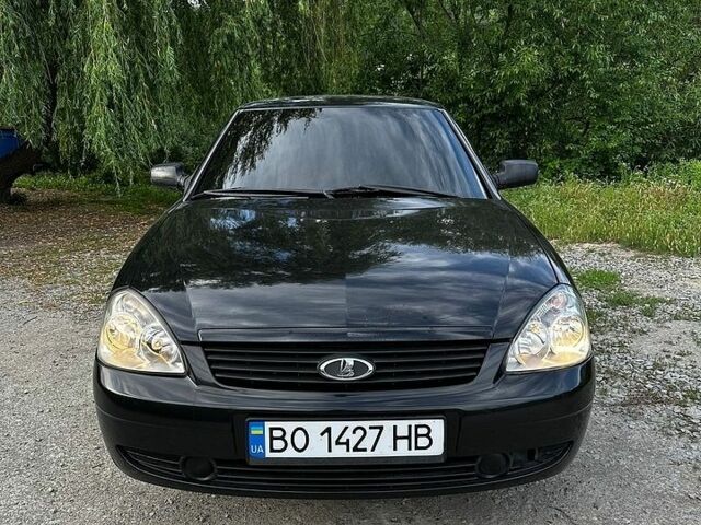 Чорний ВАЗ 2170 Priora, об'ємом двигуна 1.6 л та пробігом 177 тис. км за 2200 $, фото 1 на Automoto.ua
