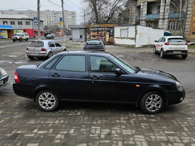 Чорний ВАЗ 2170 Priora, об'ємом двигуна 1.6 л та пробігом 200 тис. км за 1600 $, фото 1 на Automoto.ua
