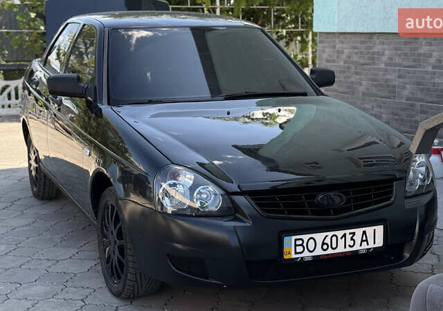 Черный ВАЗ 2170 Priora, объемом двигателя 1.6 л и пробегом 220 тыс. км за 2480 $, фото 1 на Automoto.ua