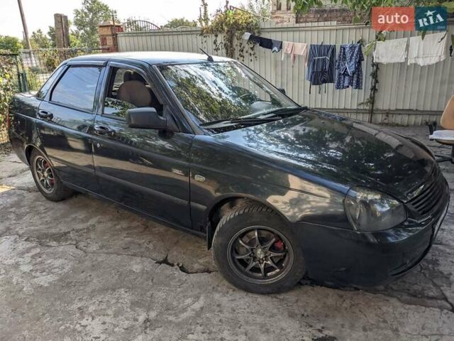 Черный ВАЗ 2170 Priora, объемом двигателя 1.6 л и пробегом 450 тыс. км за 2800 $, фото 1 на Automoto.ua