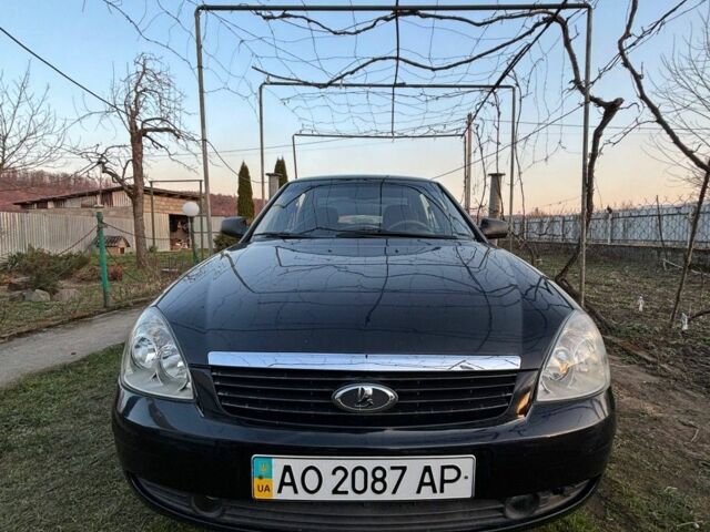Чорний ВАЗ 2170 Priora, об'ємом двигуна 1.6 л та пробігом 129 тис. км за 2200 $, фото 1 на Automoto.ua