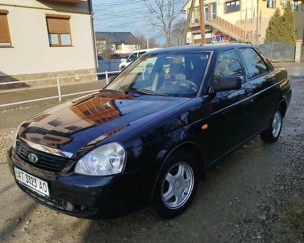 Чорний ВАЗ 2170 Priora, об'ємом двигуна 1.6 л та пробігом 190 тис. км за 2000 $, фото 1 на Automoto.ua