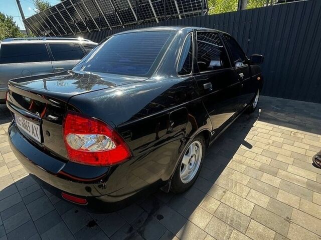 Чорний ВАЗ 2170 Priora, об'ємом двигуна 1.6 л та пробігом 250 тис. км за 2300 $, фото 1 на Automoto.ua