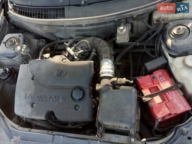 Черный ВАЗ 2170 Priora, объемом двигателя 1.6 л и пробегом 183 тыс. км за 1520 $, фото 1 на Automoto.ua