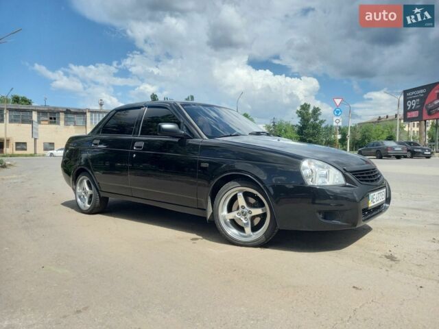 Черный ВАЗ 2170 Priora, объемом двигателя 1.6 л и пробегом 122 тыс. км за 3200 $, фото 1 на Automoto.ua