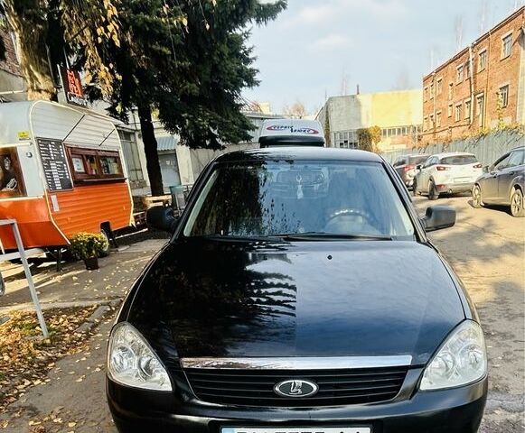 Черный ВАЗ 2170 Priora, объемом двигателя 1.6 л и пробегом 137 тыс. км за 3300 $, фото 1 на Automoto.ua