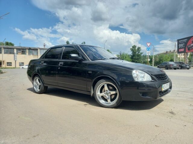 Черный ВАЗ 2170 Priora, объемом двигателя 1.6 л и пробегом 123 тыс. км за 3354 $, фото 1 на Automoto.ua