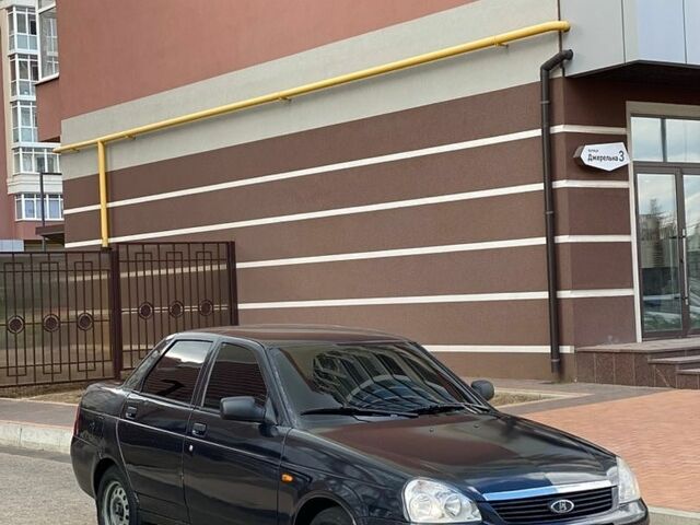 Черный ВАЗ 2170 Priora, объемом двигателя 1.6 л и пробегом 200 тыс. км за 1950 $, фото 1 на Automoto.ua