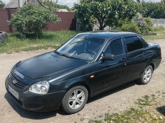 Черный ВАЗ 2170 Priora, объемом двигателя 1.6 л и пробегом 250 тыс. км за 2000 $, фото 1 на Automoto.ua