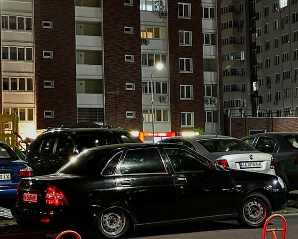 Чорний ВАЗ 2170 Priora, об'ємом двигуна 1.6 л та пробігом 170 тис. км за 3200 $, фото 1 на Automoto.ua