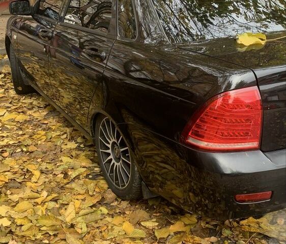 Черный ВАЗ 2170 Priora, объемом двигателя 1.6 л и пробегом 260 тыс. км за 3500 $, фото 1 на Automoto.ua