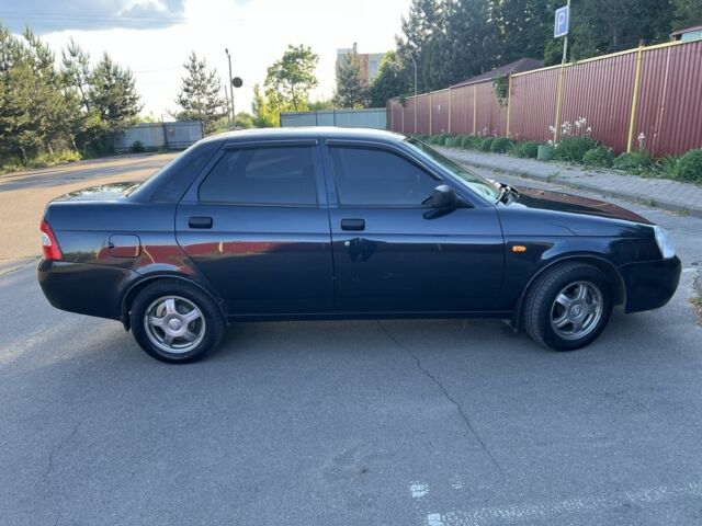 Черный ВАЗ 2170 Priora, объемом двигателя 1.6 л и пробегом 180 тыс. км за 2350 $, фото 1 на Automoto.ua