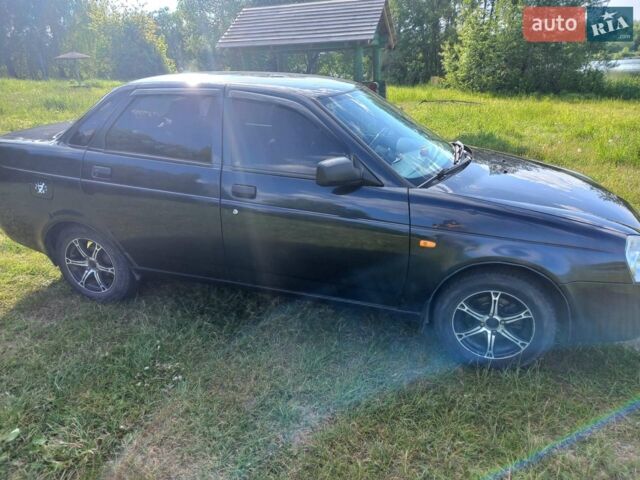Черный ВАЗ 2170 Priora, объемом двигателя 1.6 л и пробегом 173 тыс. км за 2750 $, фото 1 на Automoto.ua