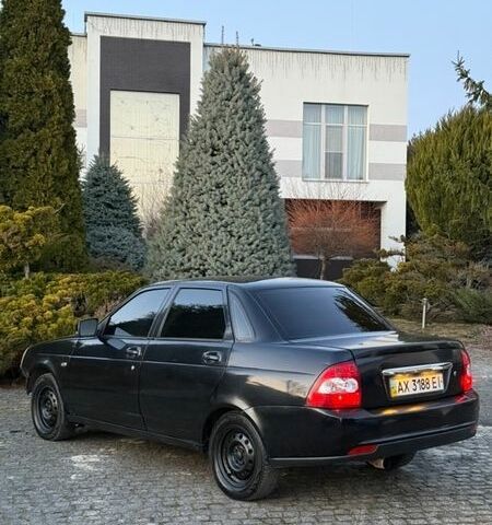 Чорний ВАЗ 2170 Priora, об'ємом двигуна 1.6 л та пробігом 250 тис. км за 1750 $, фото 1 на Automoto.ua