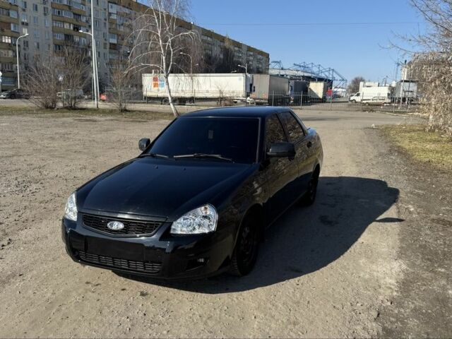 Чорний ВАЗ 2170 Priora, об'ємом двигуна 1.6 л та пробігом 211 тис. км за 3900 $, фото 1 на Automoto.ua