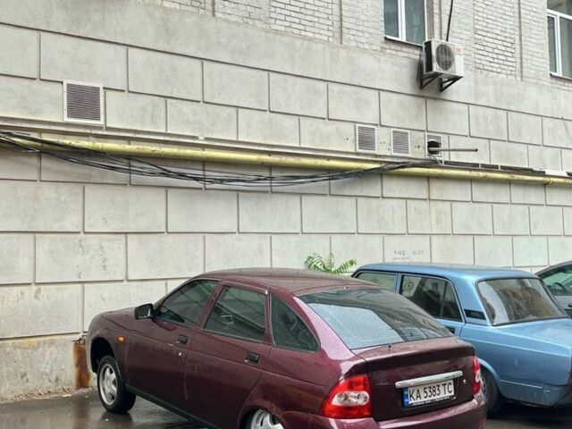 Червоний ВАЗ 2170 Priora, об'ємом двигуна 1.6 л та пробігом 93 тис. км за 1801 $, фото 1 на Automoto.ua