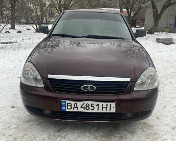 Красный ВАЗ 2170 Priora, объемом двигателя 1.6 л и пробегом 270 тыс. км за 2550 $, фото 1 на Automoto.ua