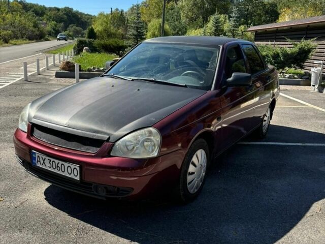 Красный ВАЗ 2170 Priora, объемом двигателя 1.6 л и пробегом 148 тыс. км за 1800 $, фото 1 на Automoto.ua