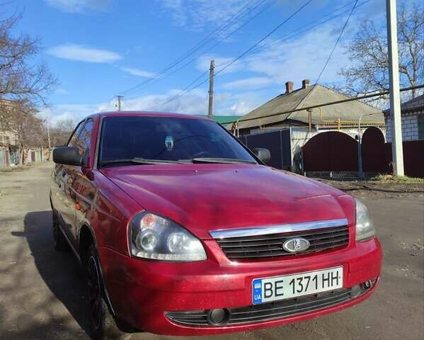 Красный ВАЗ 2170 Priora, объемом двигателя 1.6 л и пробегом 188 тыс. км за 3600 $, фото 1 на Automoto.ua