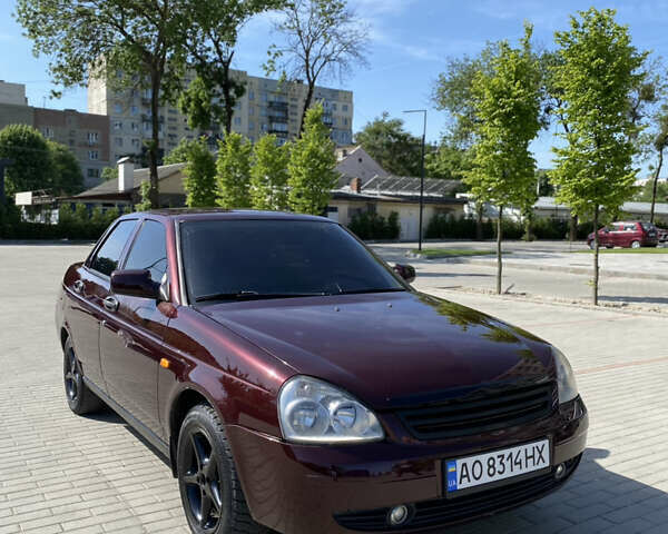 Красный ВАЗ 2170 Priora, объемом двигателя 1.6 л и пробегом 163 тыс. км за 1800 $, фото 1 на Automoto.ua