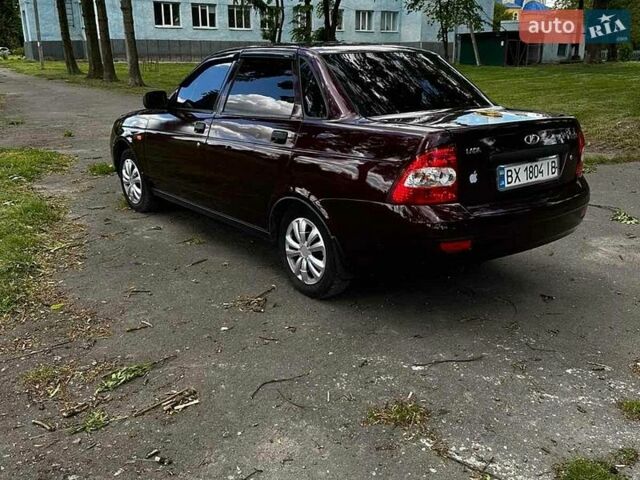 Червоний ВАЗ 2170 Priora, об'ємом двигуна 1.6 л та пробігом 260 тис. км за 1850 $, фото 1 на Automoto.ua