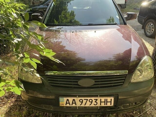 Червоний ВАЗ 2170 Priora, об'ємом двигуна 1.6 л та пробігом 171 тис. км за 2307 $, фото 1 на Automoto.ua