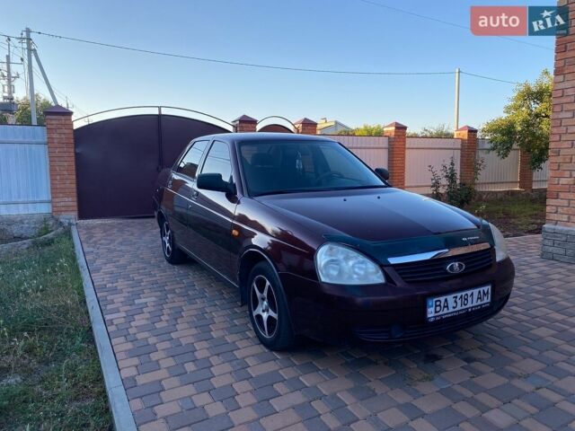 Червоний ВАЗ 2170 Priora, об'ємом двигуна 1.6 л та пробігом 142 тис. км за 2800 $, фото 1 на Automoto.ua
