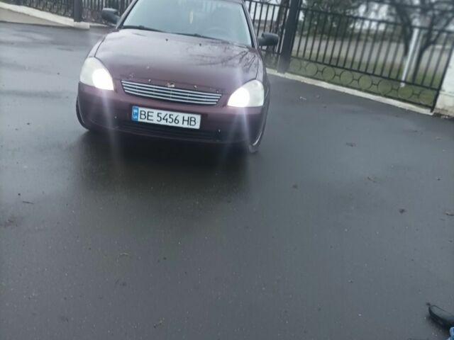 Красный ВАЗ 2170 Priora, объемом двигателя 1.6 л и пробегом 204 тыс. км за 1750 $, фото 1 на Automoto.ua