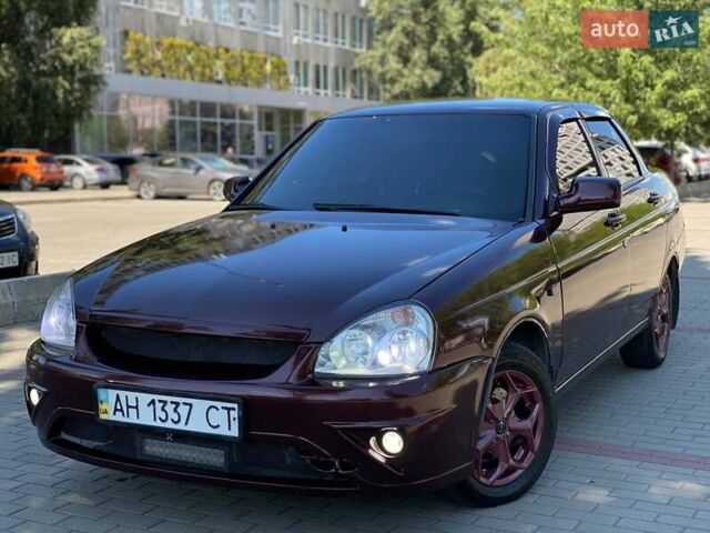 Червоний ВАЗ 2170 Priora, об'ємом двигуна 1.6 л та пробігом 156 тис. км за 2200 $, фото 1 на Automoto.ua