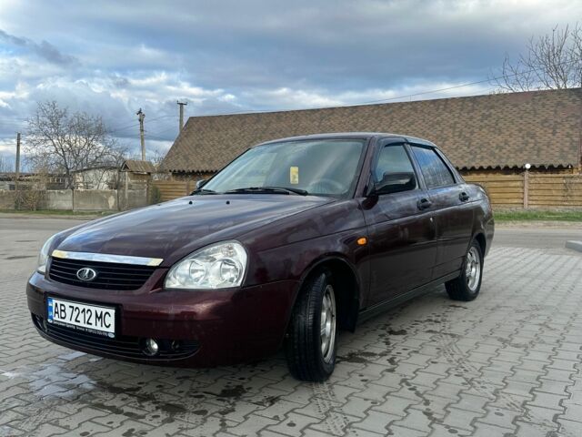 Червоний ВАЗ 2170 Priora, об'ємом двигуна 1.6 л та пробігом 143 тис. км за 2299 $, фото 1 на Automoto.ua
