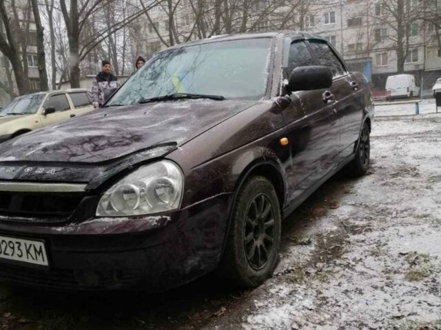 Червоний ВАЗ 2170 Priora, об'ємом двигуна 1.6 л та пробігом 128 тис. км за 3200 $, фото 1 на Automoto.ua
