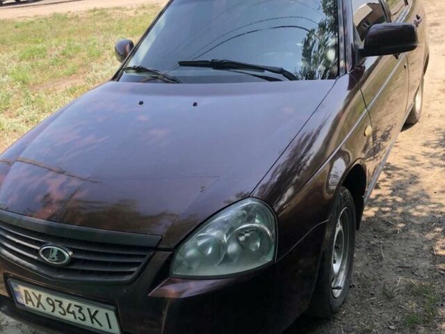 Червоний ВАЗ 2170 Priora, об'ємом двигуна 1.6 л та пробігом 300 тис. км за 3200 $, фото 1 на Automoto.ua