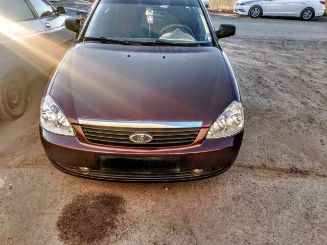 Червоний ВАЗ 2170 Priora, об'ємом двигуна 1.6 л та пробігом 190 тис. км за 2600 $, фото 1 на Automoto.ua