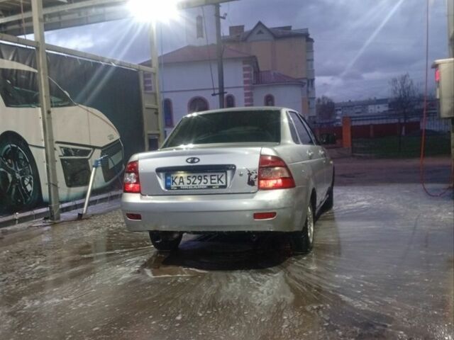ВАЗ 2170 Priora, об'ємом двигуна 1.6 л та пробігом 214 тис. км за 1600 $, фото 1 на Automoto.ua