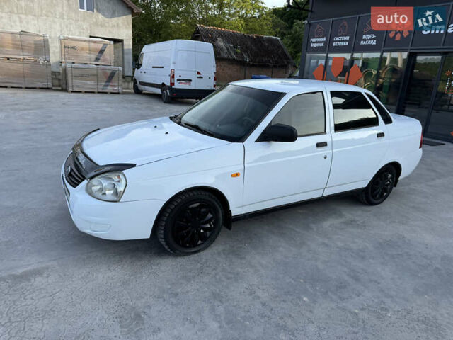 ВАЗ 2170 Priora, объемом двигателя 1.6 л и пробегом 187 тыс. км за 2150 $, фото 1 на Automoto.ua