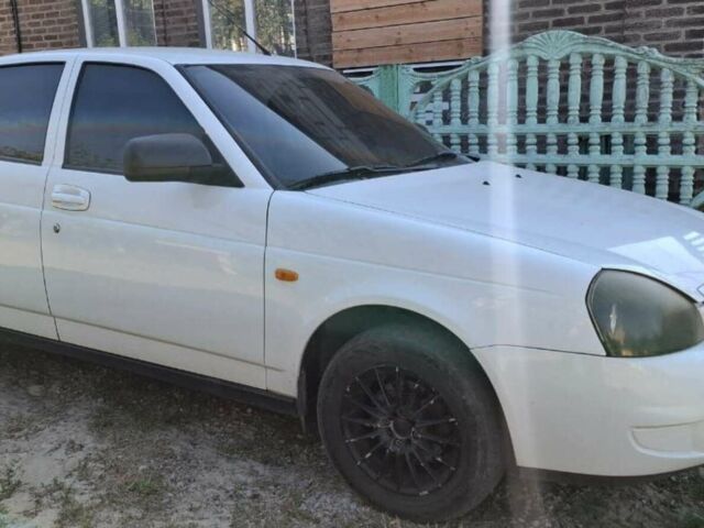 ВАЗ 2170 Priora, объемом двигателя 0 л и пробегом 165 тыс. км за 3750 $, фото 1 на Automoto.ua