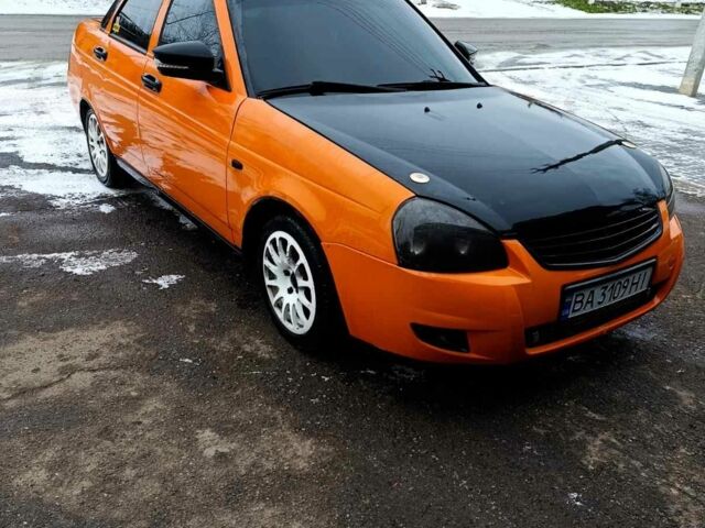 Жовтий ВАЗ 2170 Priora, об'ємом двигуна 2 л та пробігом 83 тис. км за 3500 $, фото 1 на Automoto.ua