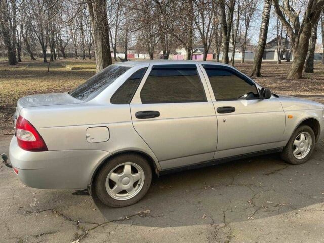 Сірий ВАЗ 2170 Priora, об'ємом двигуна 1.6 л та пробігом 167 тис. км за 2500 $, фото 1 на Automoto.ua